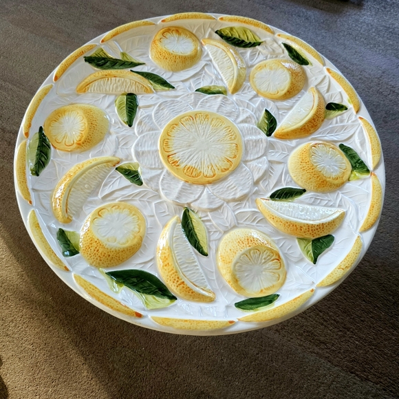 1970s Sculptural Majolica Lemon Hand Painted Cakestand Paltter made in Portugal - Picture 2 of 10